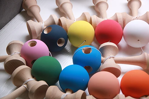 Fedex IP 100 шт kendama матовый бук меч мастерство мяч эластичный шар навыки нефритовый меч резиновая краска высокого трения