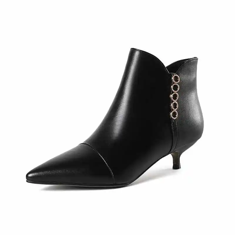 

2018 superstar big size crystal med heel women ankle boots metal fashion boots pointed toe zipper sweet runway winter shoes L50