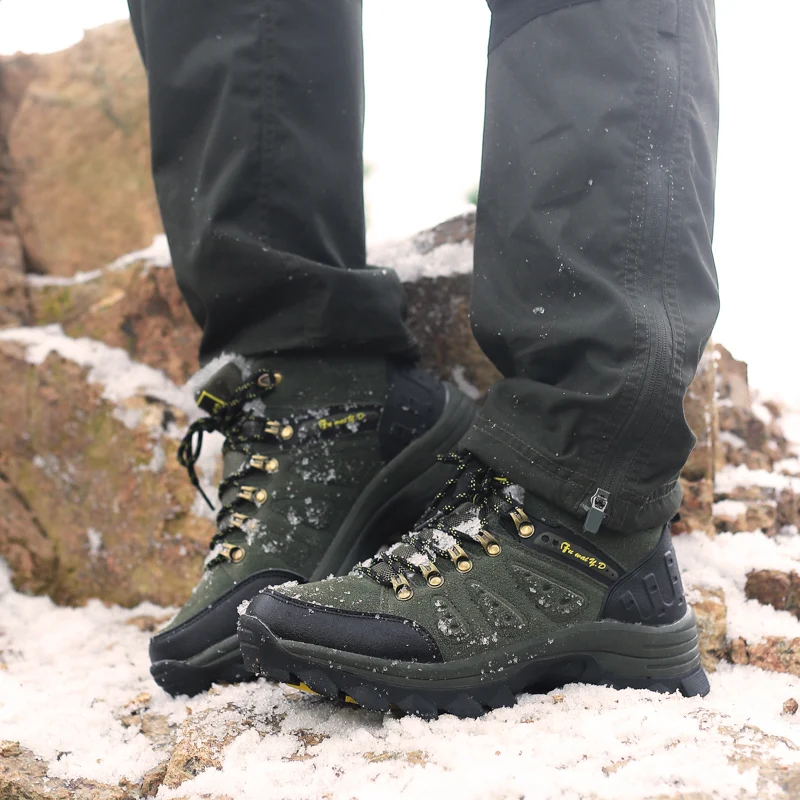 

Large Size Unisex Outdoor Shoes Size 36-47 Mens Hiking Shoes Gray Brown Jungle Women Boots Comfortable Winter Fur Hunting Boots