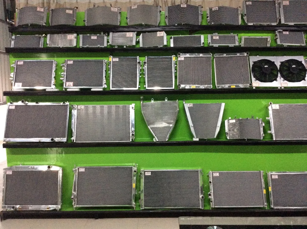 

Golpher Aluminum Radiator 135i 320i 335i 535i E82-87/E90-E93 X3 X4 X5 N20 N54 N55