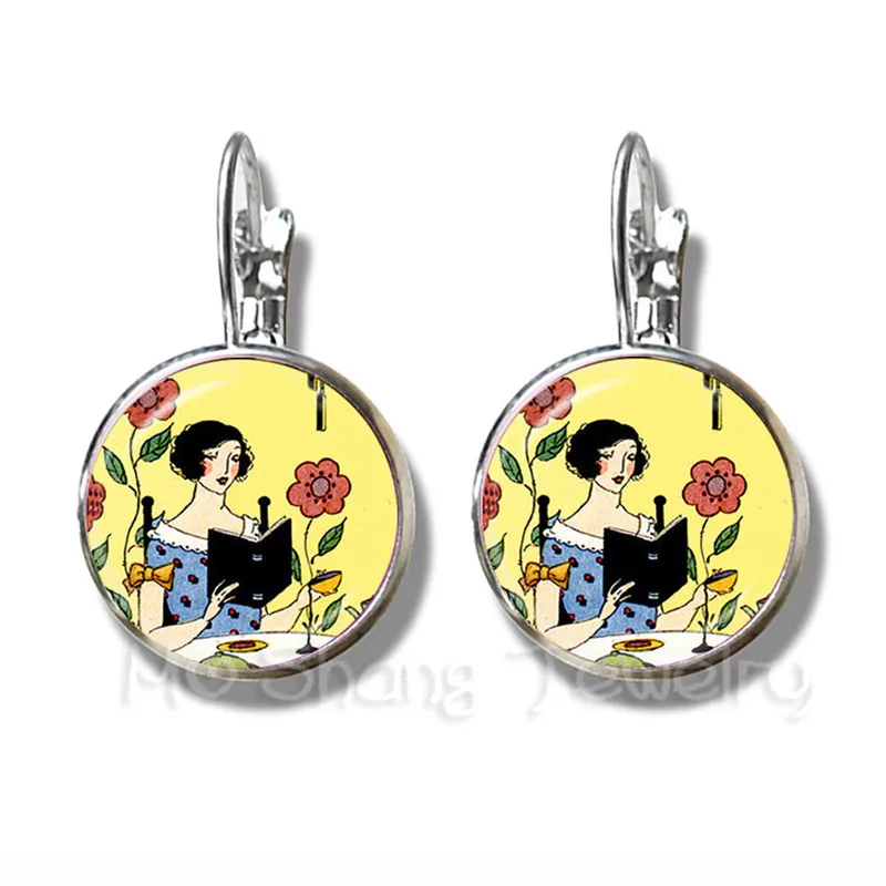 

Mothers Day Earrings Gustav Klimt The Kiss Art Jewelry Silver Plated Stud Earrings For Women Girls Wonderful Gift