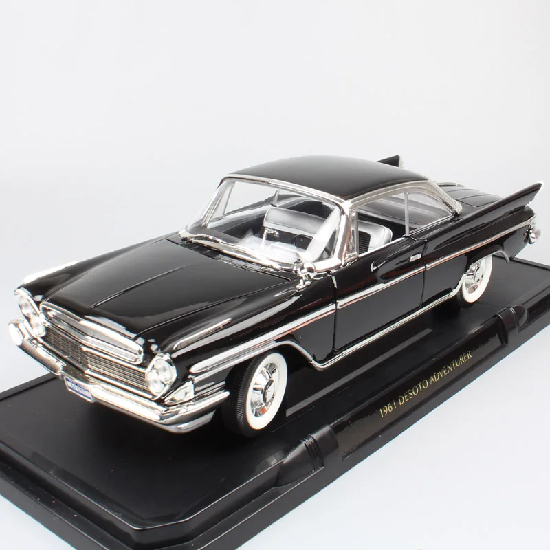 

Road Signature 1 18 big scale car 1961 Desoto Adventurer model cars auto Diecasts & Toy Vehicles miniatures for kid boy toy gift