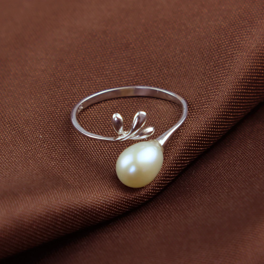 

7mm AAA Genuine Natural Freshwater Oval Fresh Water Drop Shape White Pearl Ring Silvery Clover Adjustable Openings Rings