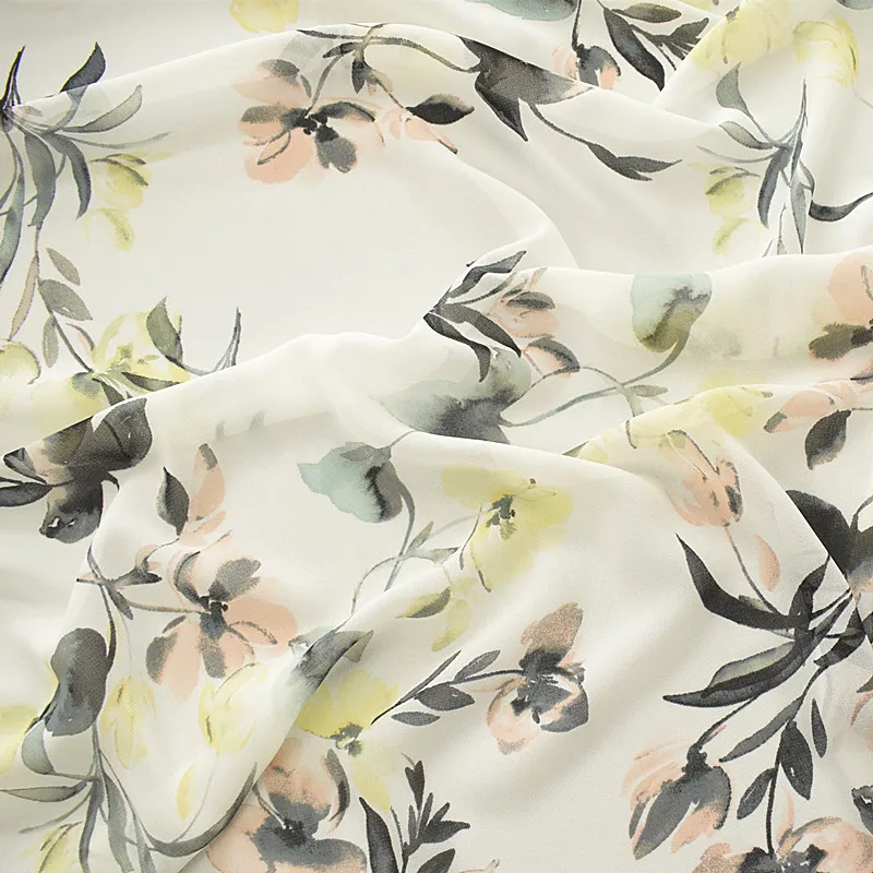 

2019 new high-stick chiffon fabric spring and summer prints fabric white background ink style flower high-grade