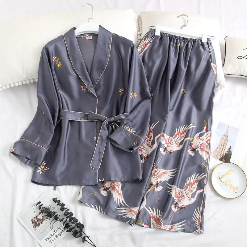 Атласный пижамный комплект для женщин; сезон весна-лето; Шелковая Женская одежда для сна с длинными рукавами; модная пижама с принтом; одежда для дома; два костюма - Цвет: BLUE