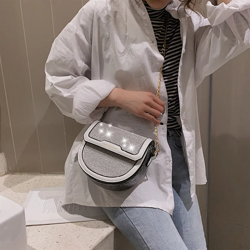 

Chic Texture Western Style Bright Diamond Shoulder Bag New Chain Saddle Bag Fashion All Match Leisure Crossbody Bag