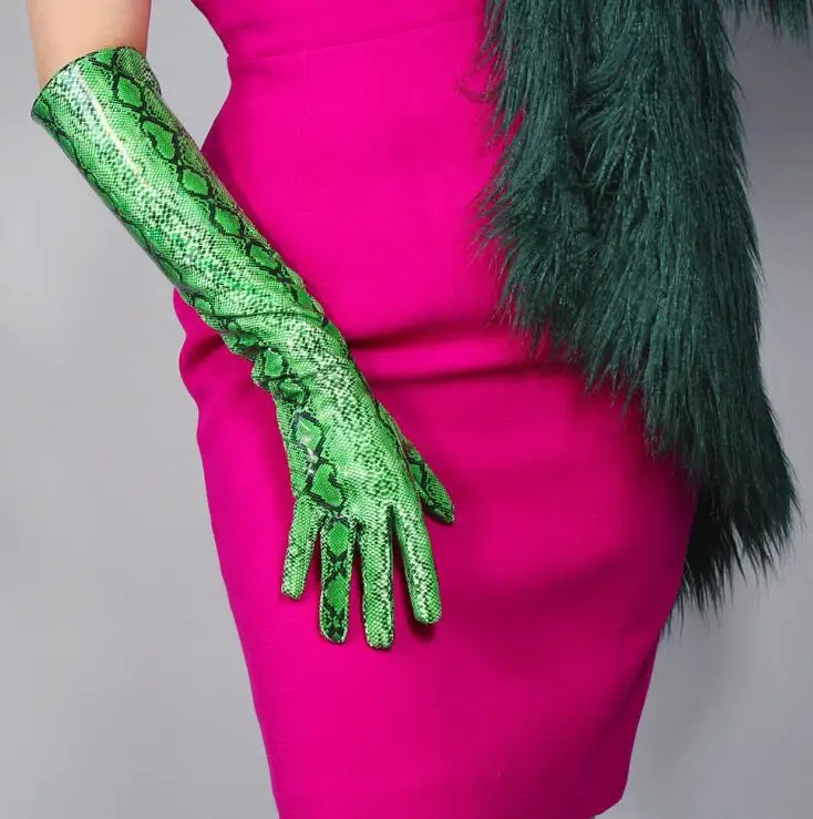 Women's green color snake skin print faux pu leather gloves female sexy club party dress fashion animal print glove R1567