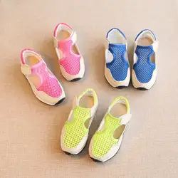 Дышащие Детские Сандалии для девочек 2016 г. Весна Обувь для девочек сетки Спортивная обувь для детей Спортивная обувь Модные полые для