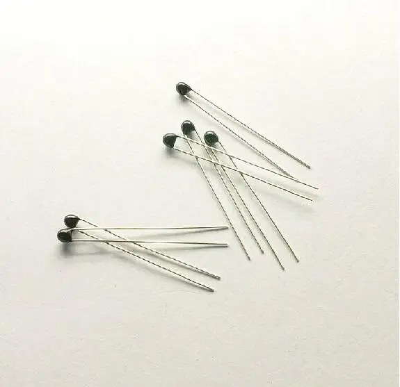 

20pcs Thermistor NTC 4.7K MF52 3950 Thermistor Temperature Sensor MF52 NTC 3950B 4.7K ohm 5% Resistor