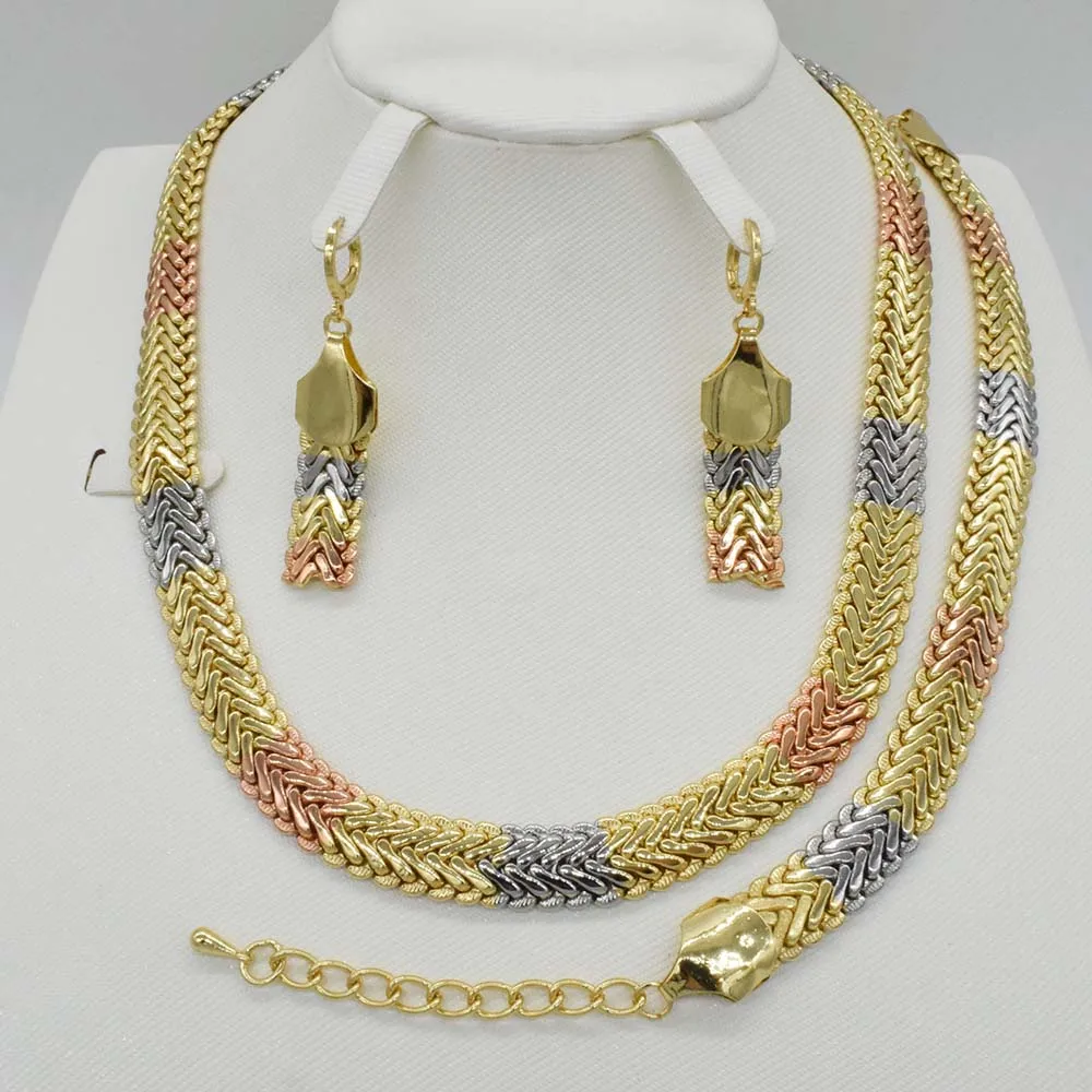 Свадебный подарок нигерийской свадьбы ювелирный бренд оптовая продажа модная африканские бусы комплект ювелирных изделий в Дубае 3 вида цв... Свадебный подарок нигерийской свадьбы ювелирный бренд оптовая продажа модная африканские бусы комплект ювелирных изделий в Дубае 3 вида цв...