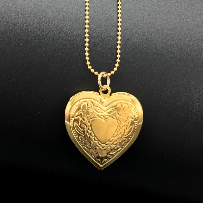 Heart Necklace8.jpg