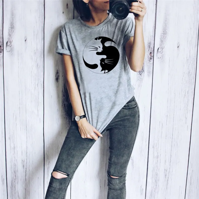 

CZCCWD Women Clothes 2019 Summer Tshirt Harajuku Kawaii Black And White Cat Streetwear Letter Animal Print T Shirt Women Hipster