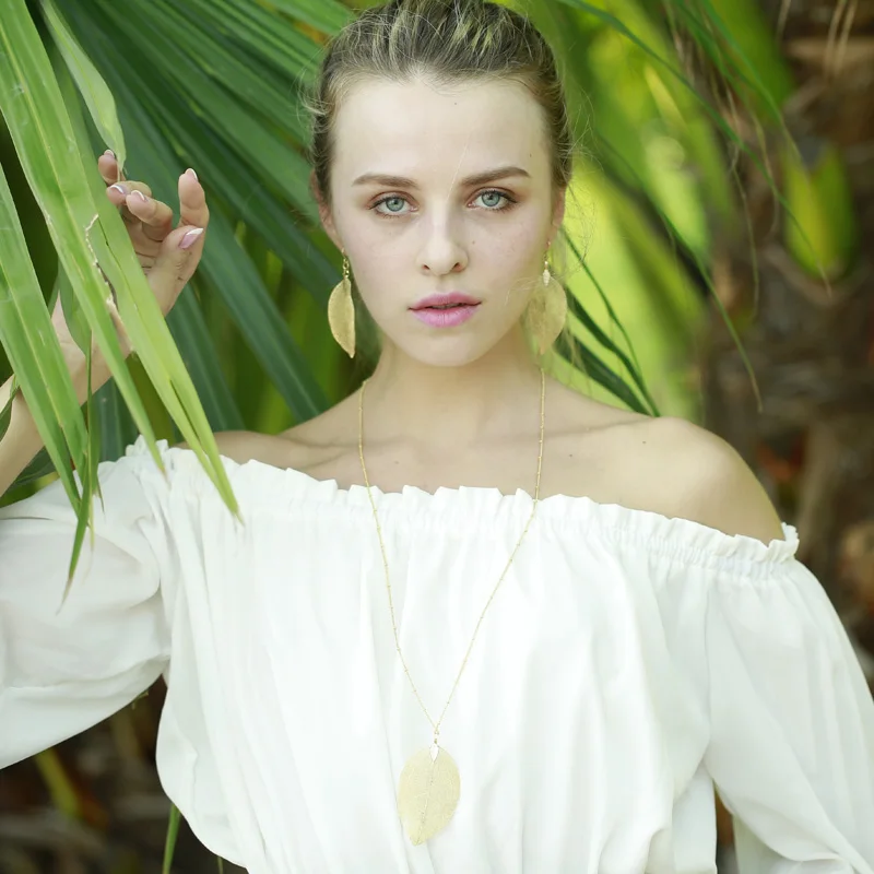 Trendy-Gold-Plated-Natural-Filigree-Leaf-Earrings (2)