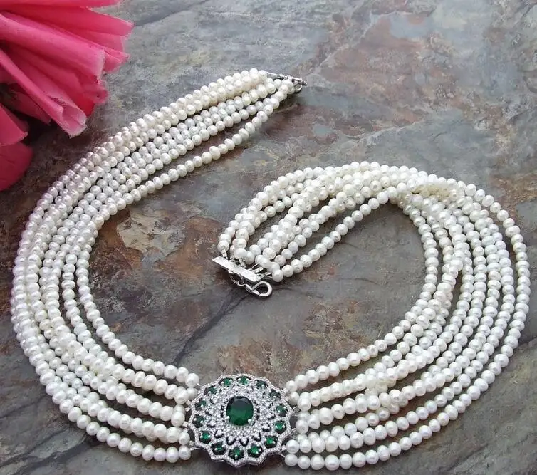 

beautiful 20" 8 Strands White Pearl Necklace CZ Pendant