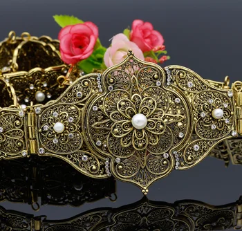 

Luxury Hollow Flower Metal Waist Chain Belt For Women Albania Ethnic Wedding Jewelry Adjust Length Girdle Clothing Accessorie