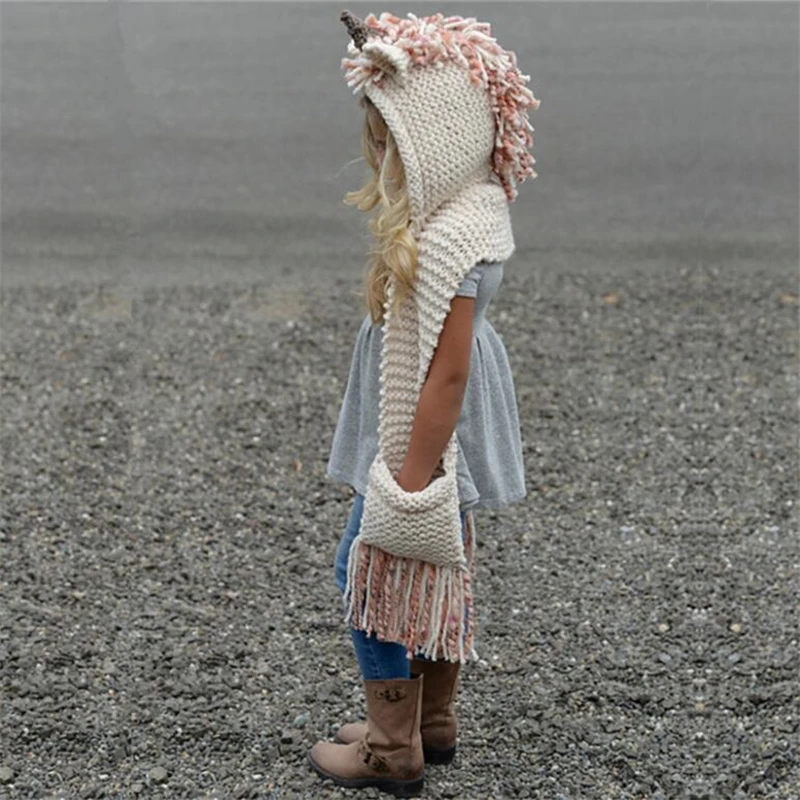 Ianlan милые дети Unicorn шапки шарфы для маленьких девочек зимние животных Стиль Кепки глушитель выхлопных газов с Ленточки и карманы для 2-12 лет IL00180