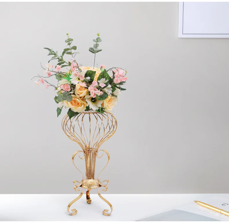 

A vase for wedding centerpiece with flowers nice stands for weddings