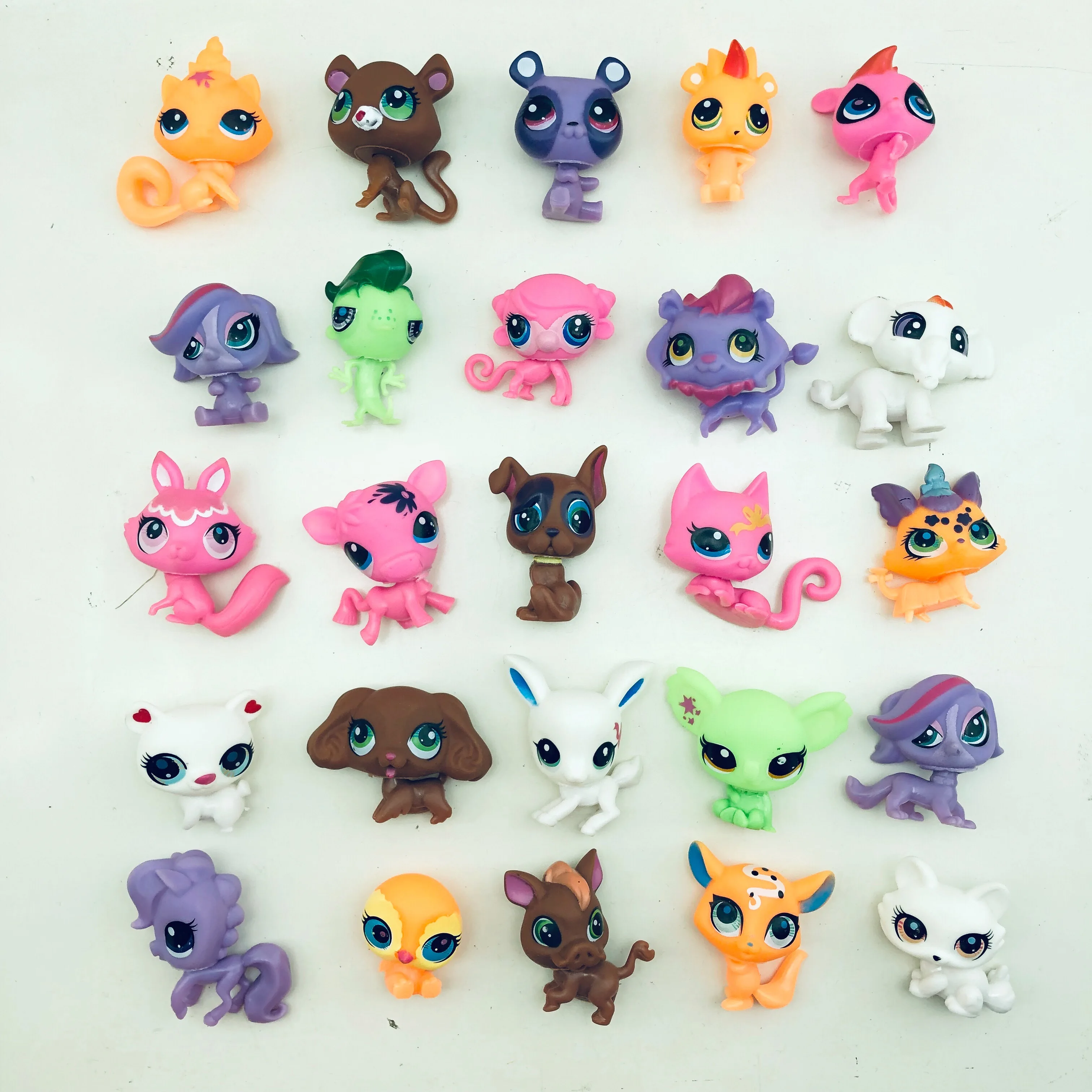 Lanyitoys 20 шт./пакет милые мини lps в фигурки Модель различные формы для домашних