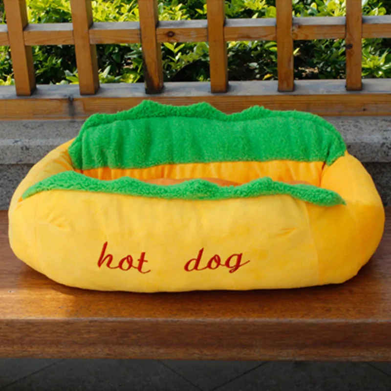Fashion Hot Dog Bed Kennel Pet Winter Beds Sofa Cushion Supplies Warm Cat House Sleeping Bag