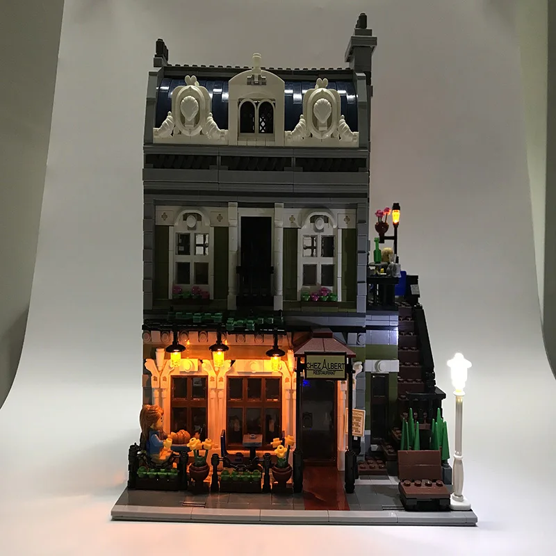 Светильник кой для конструктора Lego строительный город улица 10243 модель 15010