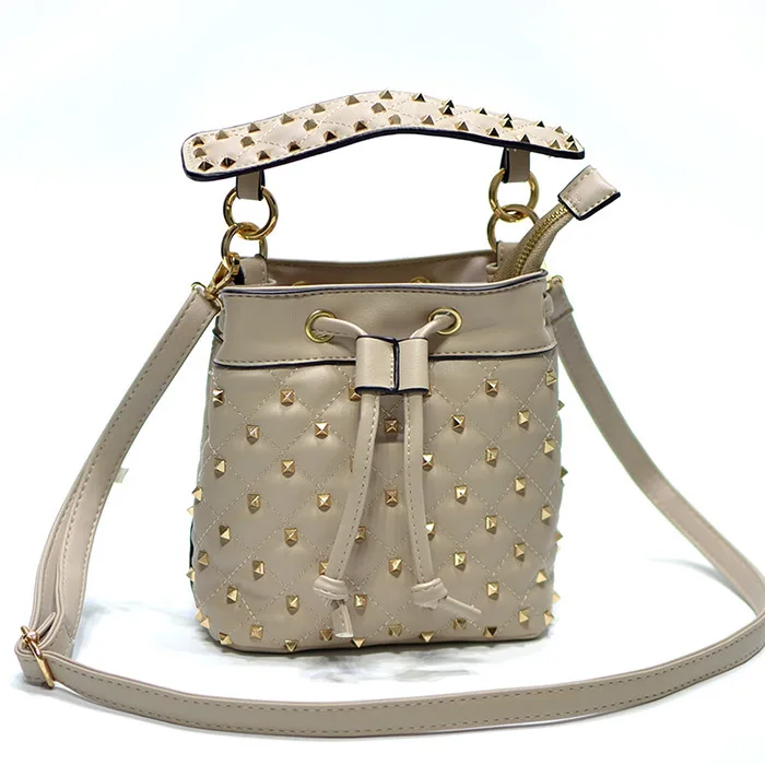 9123138207_236008422