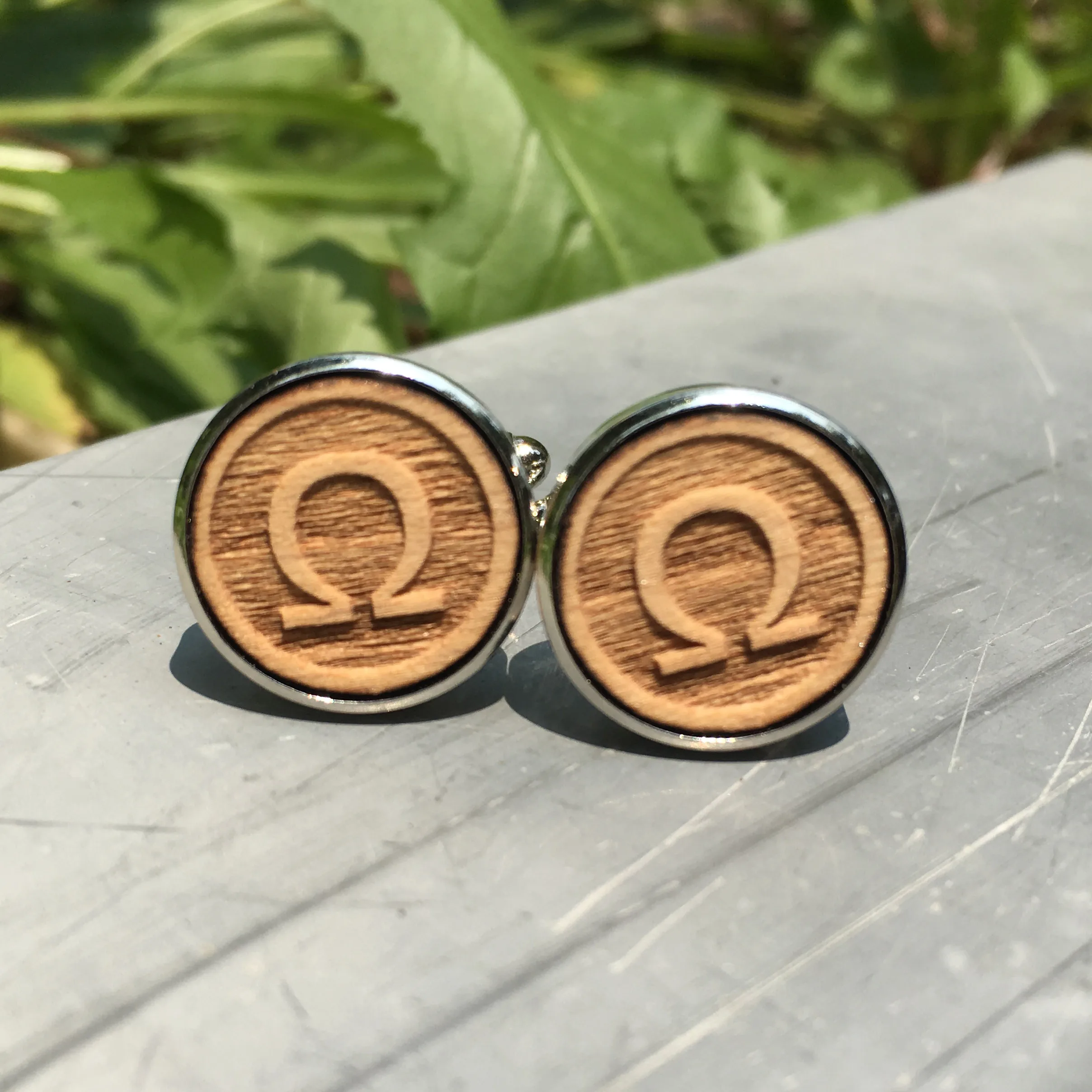 

Ohms Electrician Wood Cufflinks Electrician Wooden Cuff Links Groomsmen Present Wedding Cuff Links Roman Letter Jewelry X 1 Pair