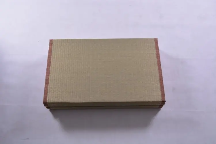 Japanese Traditional Tatami Mat Futon Mattress Firm and Comfortable Natural Rush Grass For Meditation Space Yoga Zen Room Japanese Traditional Tatami Mat Futon Mattress Firm and Comfortable Natural Rush Grass For Meditation Space Yoga Zen Room
