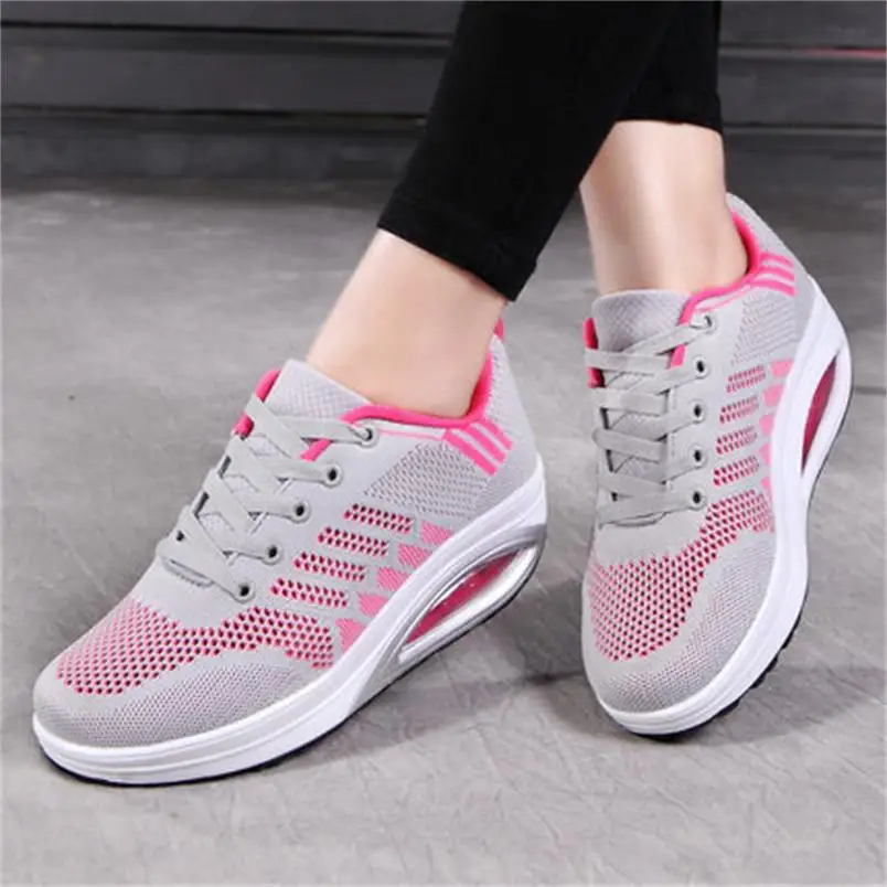 Running Shoes Women Sneakers  New Mesh Breathable Swing Shoes Women Light Sports Shoes Women Maximum size 42
