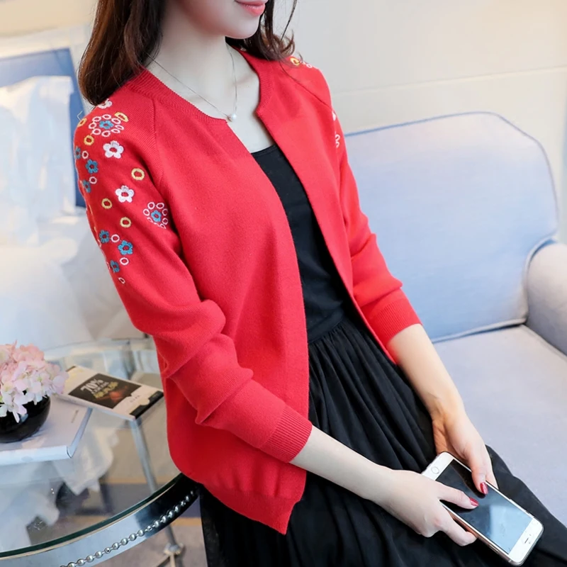 OHCLOTHING متماسكة الإناث سترة الجديد 2018 الخريف أزياء قصيرة امرأة مع صغيرة شال مطرزة سترة سترة معطف