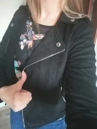 23