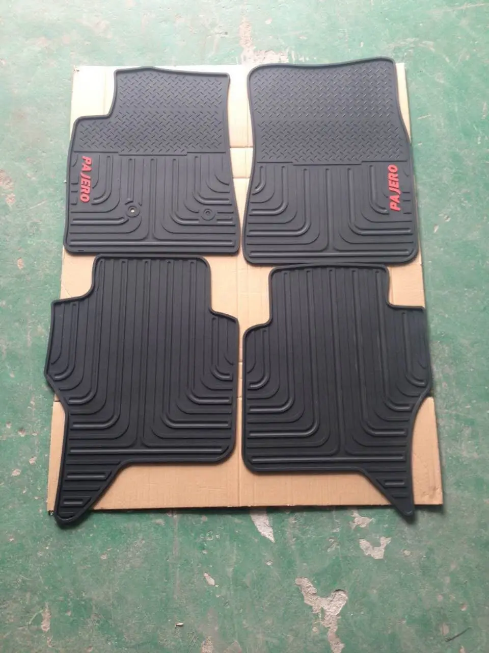 dedicated no odor rubber car floor mats green latex carpets for Mitsubishi Pajero Sport 2016