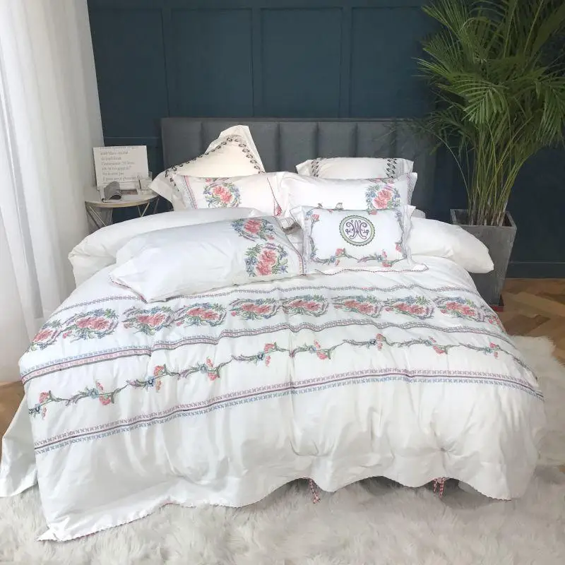 

New egyptian cotton embroidery white duvet cover set 4/7pcs queen king size bedsheet fitted sheet bedding set parure de lit