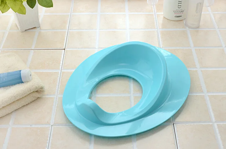 Crianças de Plástico Simples ao Lado do Vaso Sanitário para Crianças Portátil Potty Training Assento Não-slip Pad Criança Mat Sit Azul Amarelo 5 Mamãe e Bebê