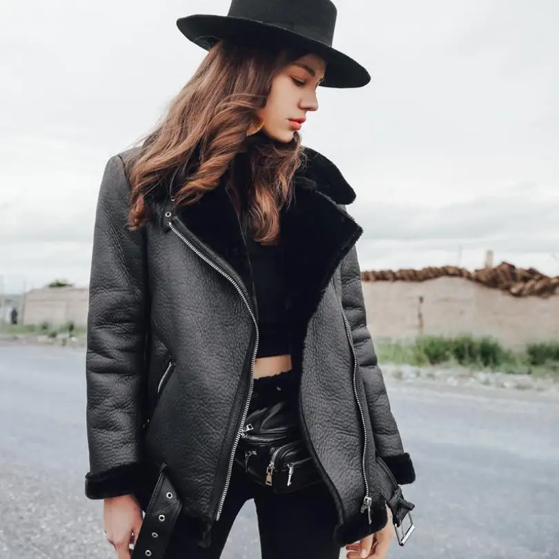 Faux Fur Fur Coat Top Womens 2018 Winter New Warm Black Lamb Fur Overcoat double-faced fur Short Motorcycle Jacket Outwear L1430
