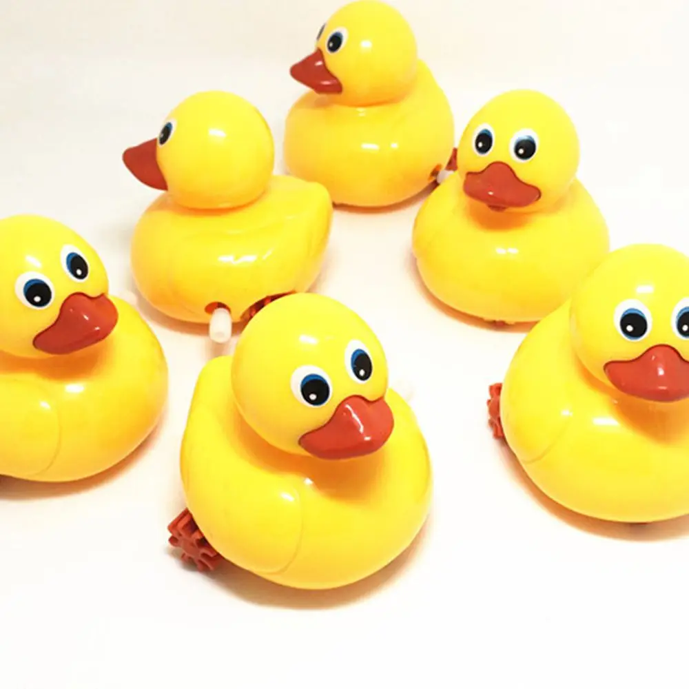 2 Piece Fashion Cute Plastic Yellow Duck Shaped Clockwork Toy Creative