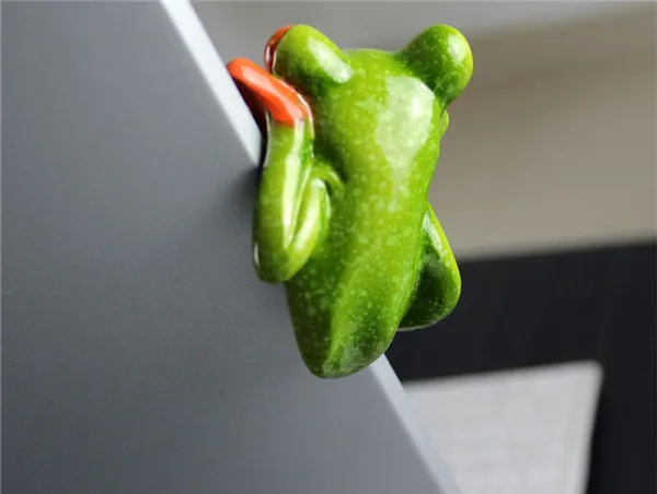 Cute Frog figure toy home office computer desk decoration - Peeping Frog 3