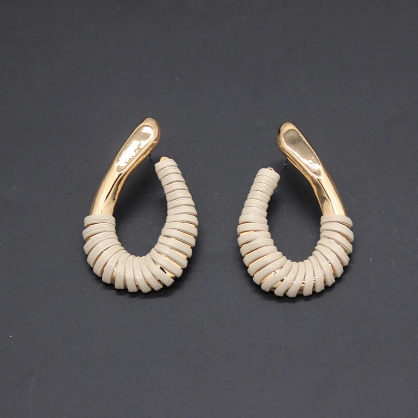 

New Baroque retro court earrings simple alloy street fashion earrings exaggerated atmospheric geometric earrings 878