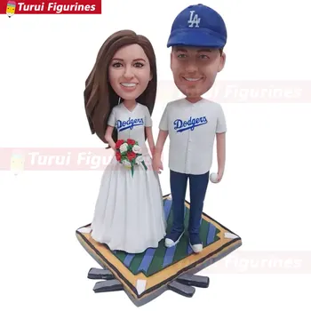 

bobblehead Wedding cake topper Groom Bride Personalized Wedding Cake Toppers Custom Bobble Head Homeplate Topper Cak