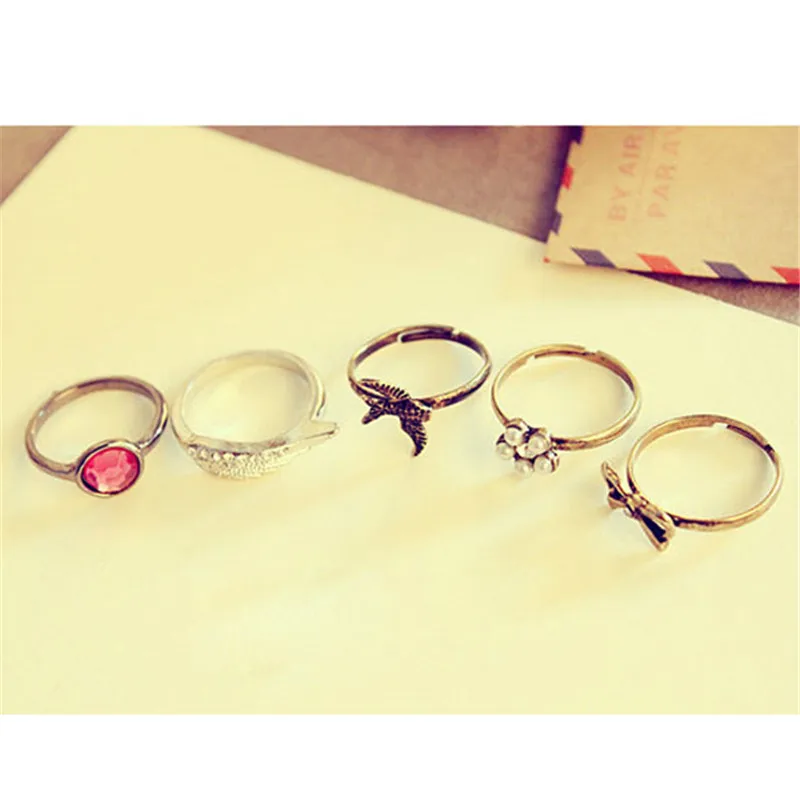 1 Set Hot Style Retro Personality Angel Wings Gem Butterfly Swallow Flower Five Piece Set Rings