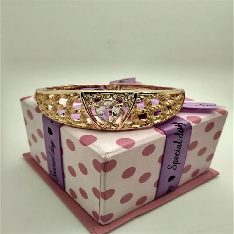 HTB1GD0nKVXXXXc6XFXXq6xXFXXXp