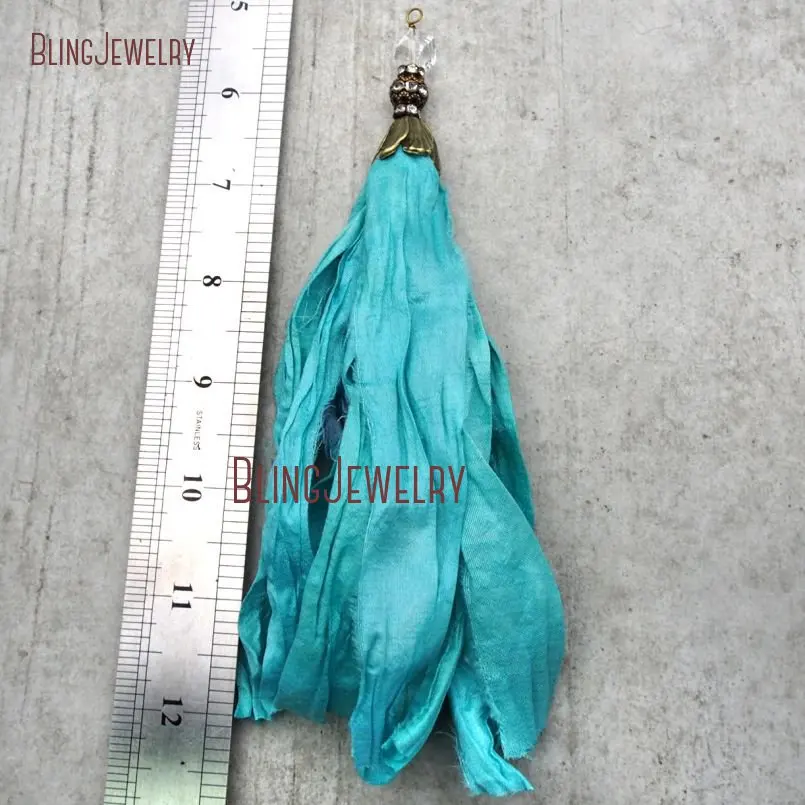 20171213-PM9119- Antique Bronze Turquoise Sari Silk Tassel Pendant_3