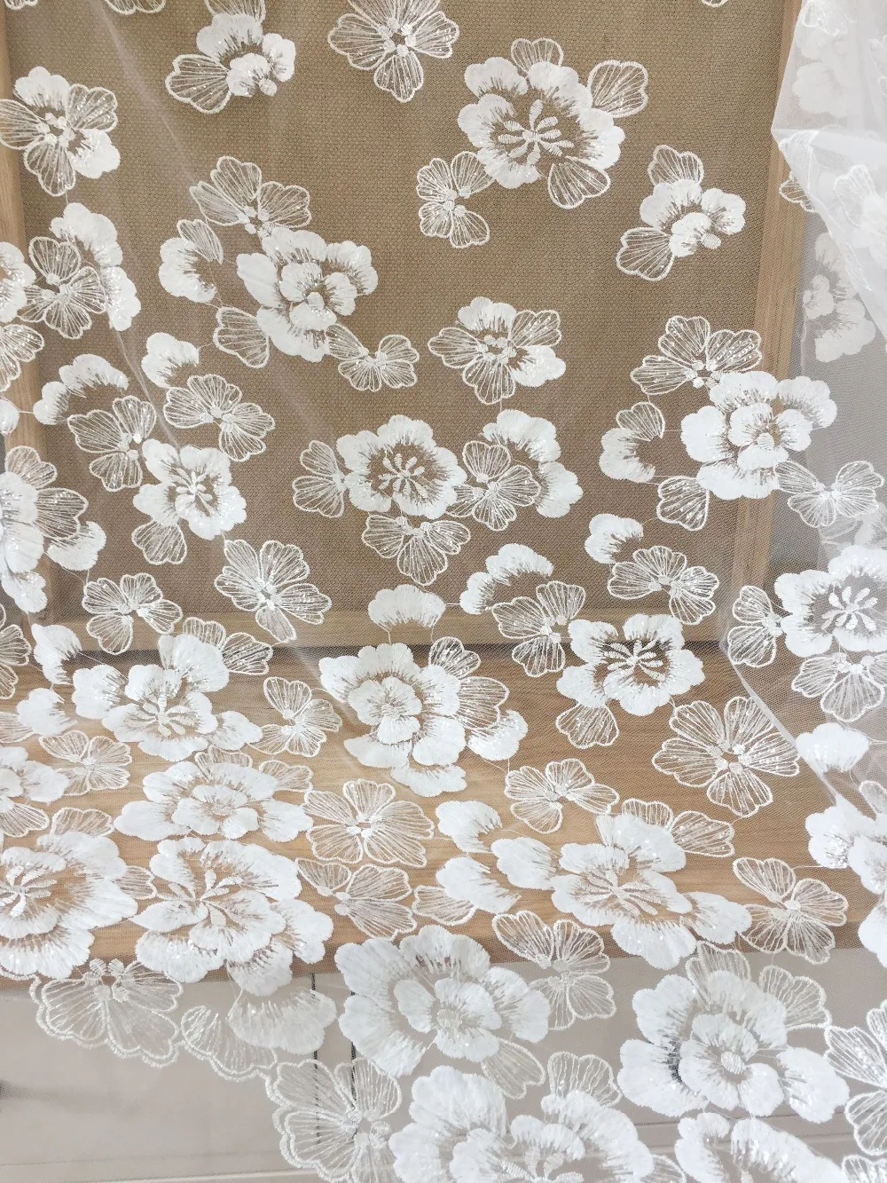 

1 Yard Clear Sequin Floral Embroidery Lace Fabric in Off White, Daisy Couture Dress Fabric by Yard for Wedding Gown Bridal Dress