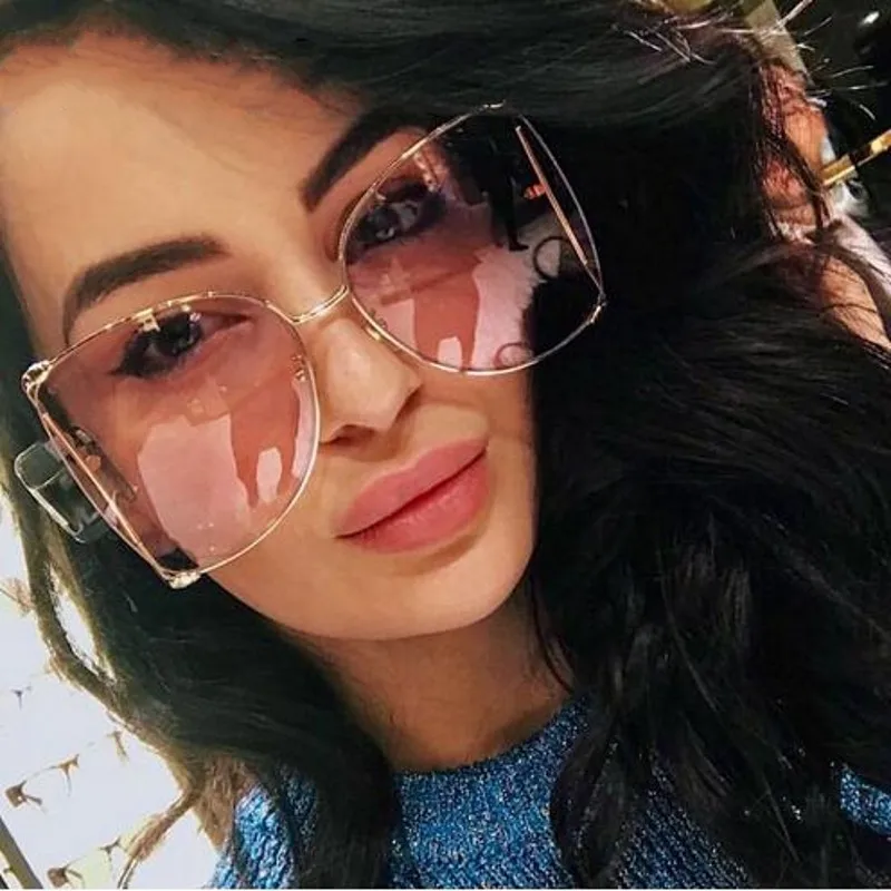

2018 Newest steampunk Square Sunglasses Women Luxury Brand Designer Sun Glasses Female Pearl Leg fashion Shades Eyewear lady UV