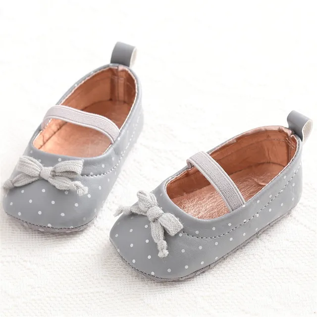 1 pairs 11 13cm Infant Baby Prewalker Shoes Polka Dots Baby Girls