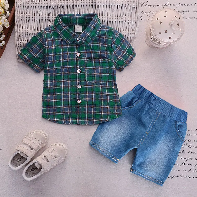 Летняя Новинка года, одежда для мальчиков Милая клетчатая рубашка с короткими рукавами для маленьких мальчиков+ шорты, комплект из 2 предметов, Детские комплекты