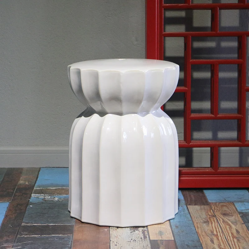 Керамический табурет clover garden stool - white от imperiumloft. Керамические табуреты бочонки. Стул из керамики. Турецкие керамические табуретки. Китайский керамический табурет.