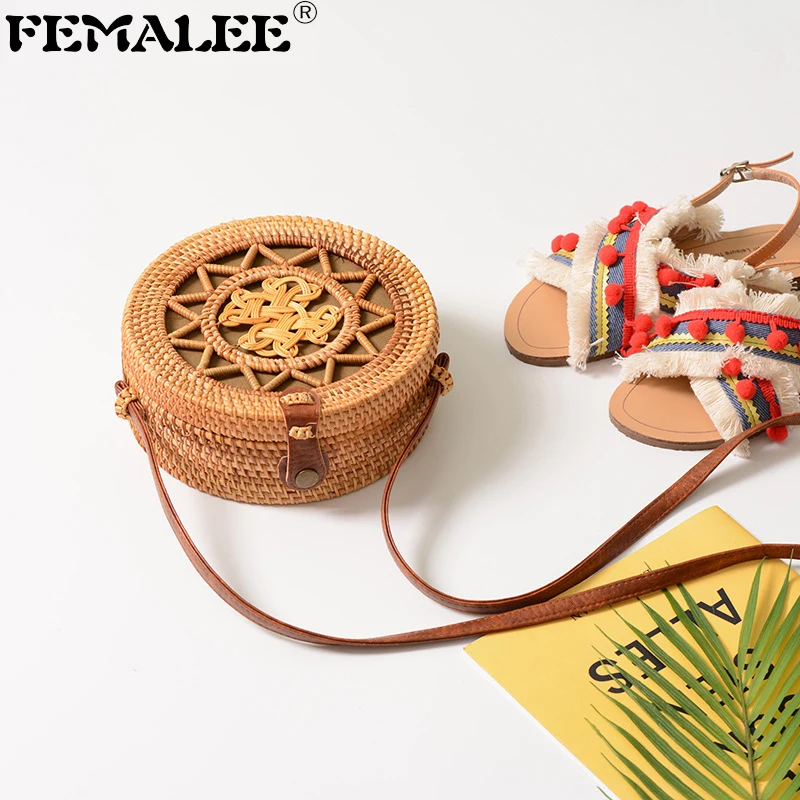 

FEMALEE Solid Flower Pattern Crossbody Bag Round Retro Manual Woven Bag INS PU Belt Shoulder Women Knitted Bali Circular Bags