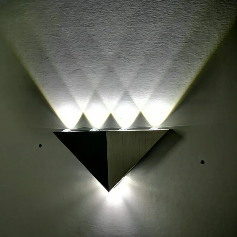 10557556392_1068694132 (1)