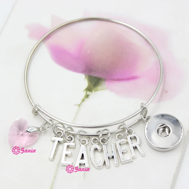 

1PC Initial Letter TEACHER Crystal Heart Charm Expandable Wire Bangle Bracelet For Teacher Gift Fit interchangeable 18mm buttons