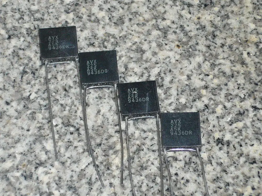 

[SA]AVX precision coupling capacitor foil Promise 225 2.2UF 50V audio upgrade fever Need--10pcs/lot